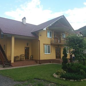 Вилла U Lyudmily Карпаты Exterior photo