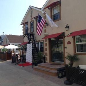 Palms Hotel Fire Island Ocean Beach Exterior photo