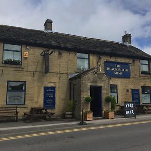 The Blacksmiths Arms Пенистон Exterior photo