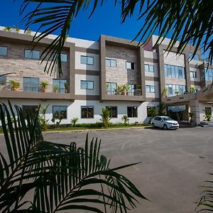 Отель The Palms By Eagles Sekondi-Takoradi Exterior photo
