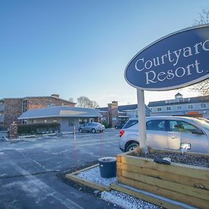 Courtyard Resort Хианнис Exterior photo