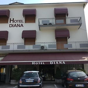 Albergo Diana Legnaro Exterior photo