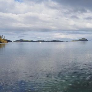 Отель Long Bay Motor Camp Coromandel Exterior photo