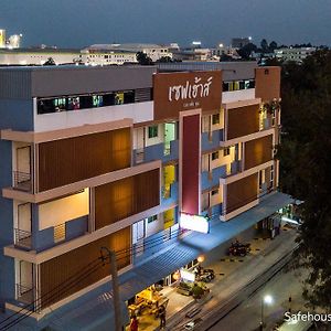 Safehouses Nakhonsawan Накхонсаван Exterior photo