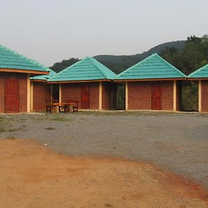 Chomdoy Bungalow & Restaurant Луангнамтха Exterior photo