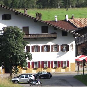 Отель Gasthof Sonne Haeselgehr Exterior photo