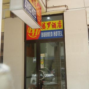 Borneo Hotel Лавас Exterior photo