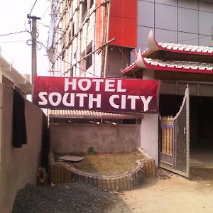 Oyo 24971 Hotel South City Khandagiri Exterior photo