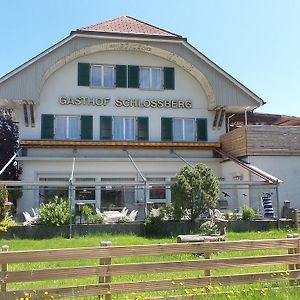 Отель Gasthof Schlossberg Bori Зигнау Exterior photo