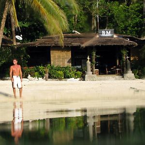 Отель Black Marlin - Kadidiri Batudaka Exterior photo