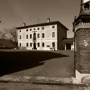 Albergo Ristorante Giulietta E Romeo Монтеккьо-Маджоре Exterior photo