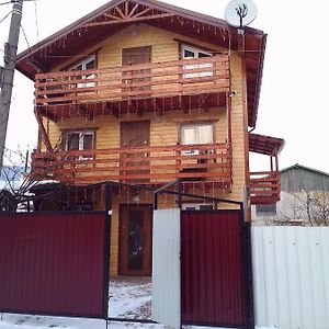 Отель U Karoliny Яремча Exterior photo