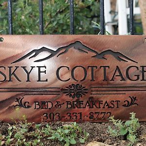 Skye Cottage Bed & Breakfast Сентрал-Сити Exterior photo