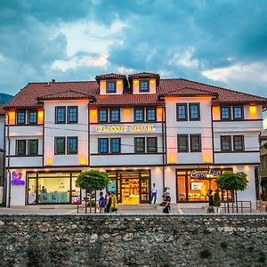 Classic Hotel Призрен Exterior photo