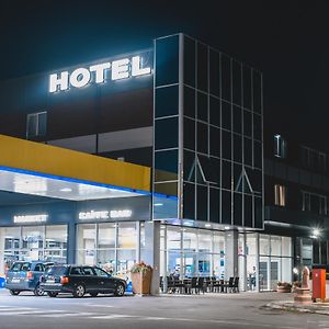 Hotel Brcko Gas Приедор Exterior photo