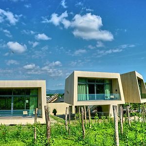 Отель Gartenlofts Auf Gut Guntrams Schwarzau am Steinfelde Exterior photo