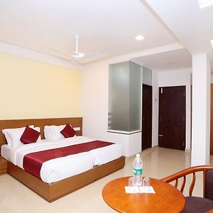 Hotel Ayodhya Residency Кожикоде Exterior photo