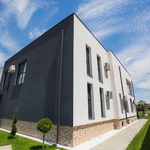 Отель Palm Rezidential Себеш Exterior photo