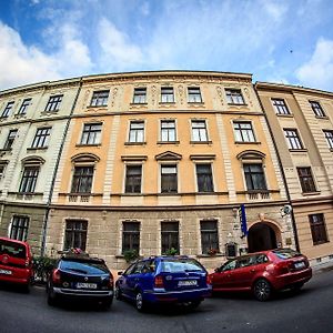 Hotel Pyramida Брно Exterior photo