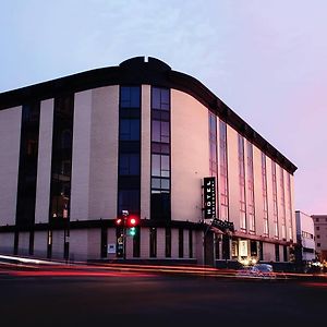 Hotel Chicoutimi, Affilie A Hyvi Exterior photo