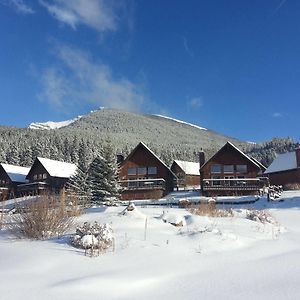 Banff Gate Mountain Resort Канмор Exterior photo