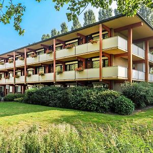 Campanile Hotel & Restaurant Леэварден Exterior photo