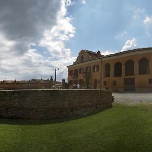 Вилла Agriturismo Cascina Palazzo Родди Exterior photo