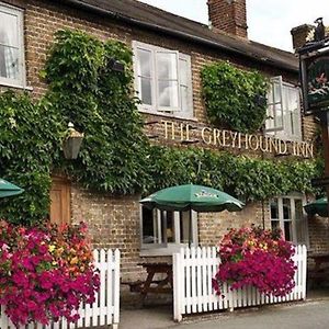 The Greyhound Inn Aldbury Тринг Exterior photo