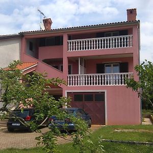 Apartments With A Parking Space Flengi, Porec - 15395 Врсар Exterior photo