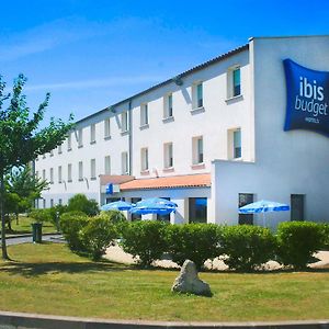 Отель Ibis Budget Niort - Ла-Креш Exterior photo