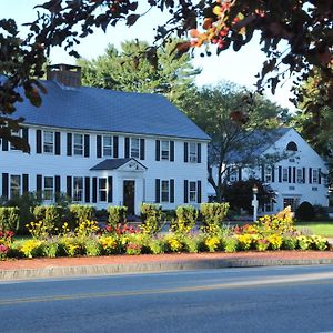 Publick House Historic Inn And Country Motor Lodge Стербридж Exterior photo