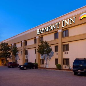 Отель Baymont By Wyndham Memphis East Exterior photo