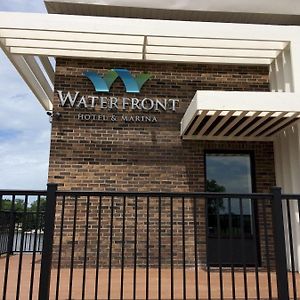 Waterfront Hotel And Marina Johnsburg Exterior photo