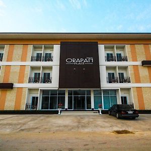 Bed and Breakfast Orapan Place Лампанг Exterior photo