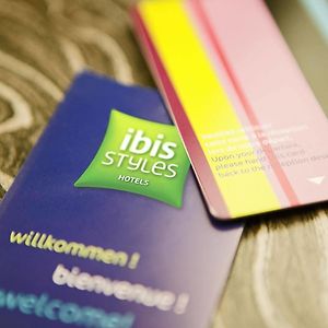 Отель Ibis Styles Guyancourt Versailles Exterior photo