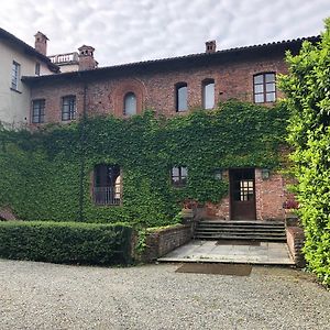 Отель Foresteria Del Castello San Giorgio Canavese Exterior photo