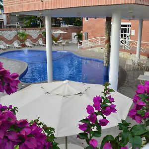 Hotel Villa Плайя-Гранде Exterior photo