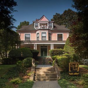 The Lion And The Rose Bed And Breakfast Эшвилл Exterior photo