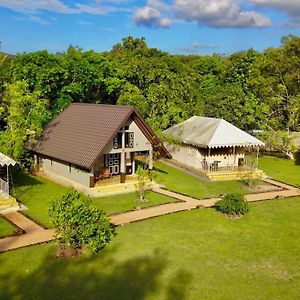 Rangiri Dambulla Resort Exterior photo