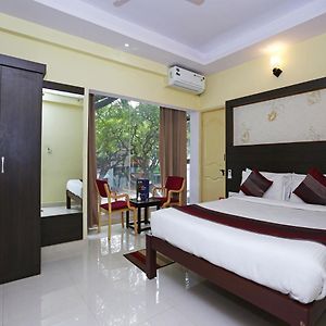 Hotel Prakaash Comforts Майсур Exterior photo