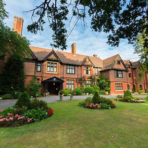 Stanhill Court Hotel, A Member Of Radisson Individuals Чарлвуд Exterior photo