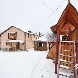 Апартаменты на гірському схилі Славское Exterior photo