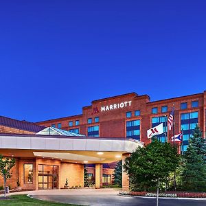 Отель Cleveland Marriott East Warrensville Heights Exterior photo