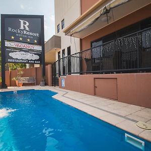 Rocky Resort Motor Inn Рокгемптон Exterior photo