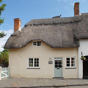 Old Fox Cottage Ившем Exterior photo