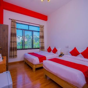 Oyo 240 Hotel Aagan Kathmandu Дхуликхел Exterior photo