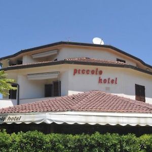 Piccolo Hotel Кастильоне-делла-Пеская Exterior photo