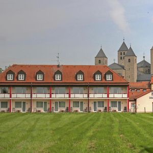 Flair-Hotel Zum Benediktiner Шварцах-ам-Майн Exterior photo