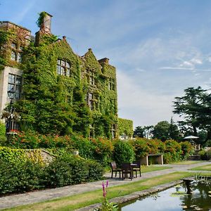 Pennyhill Park Hotel And Spa Бэгзхост Exterior photo