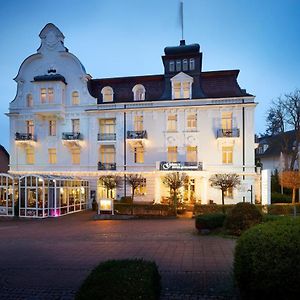 Goebel'S Hotel Quellenhof Бад-Вильдунген Exterior photo